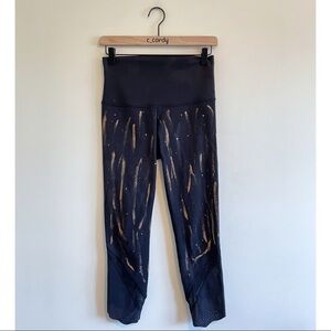 Lululemon Custom Painted Scallop Wunder Unders
